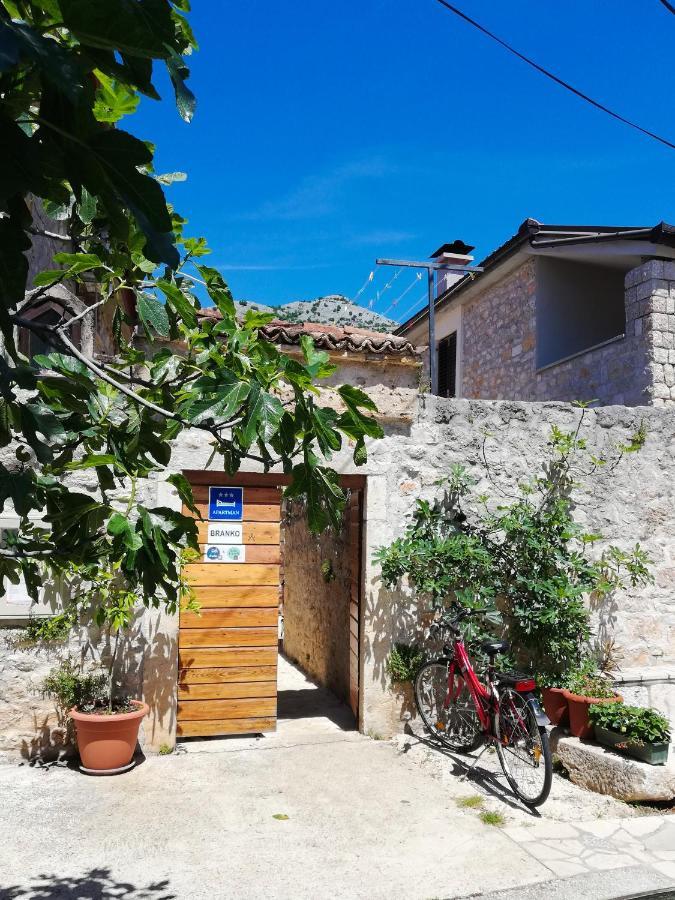 Apartments Branko スタリグラード エクステリア 写真