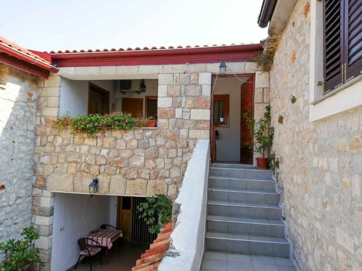 Apartments Branko スタリグラード エクステリア 写真